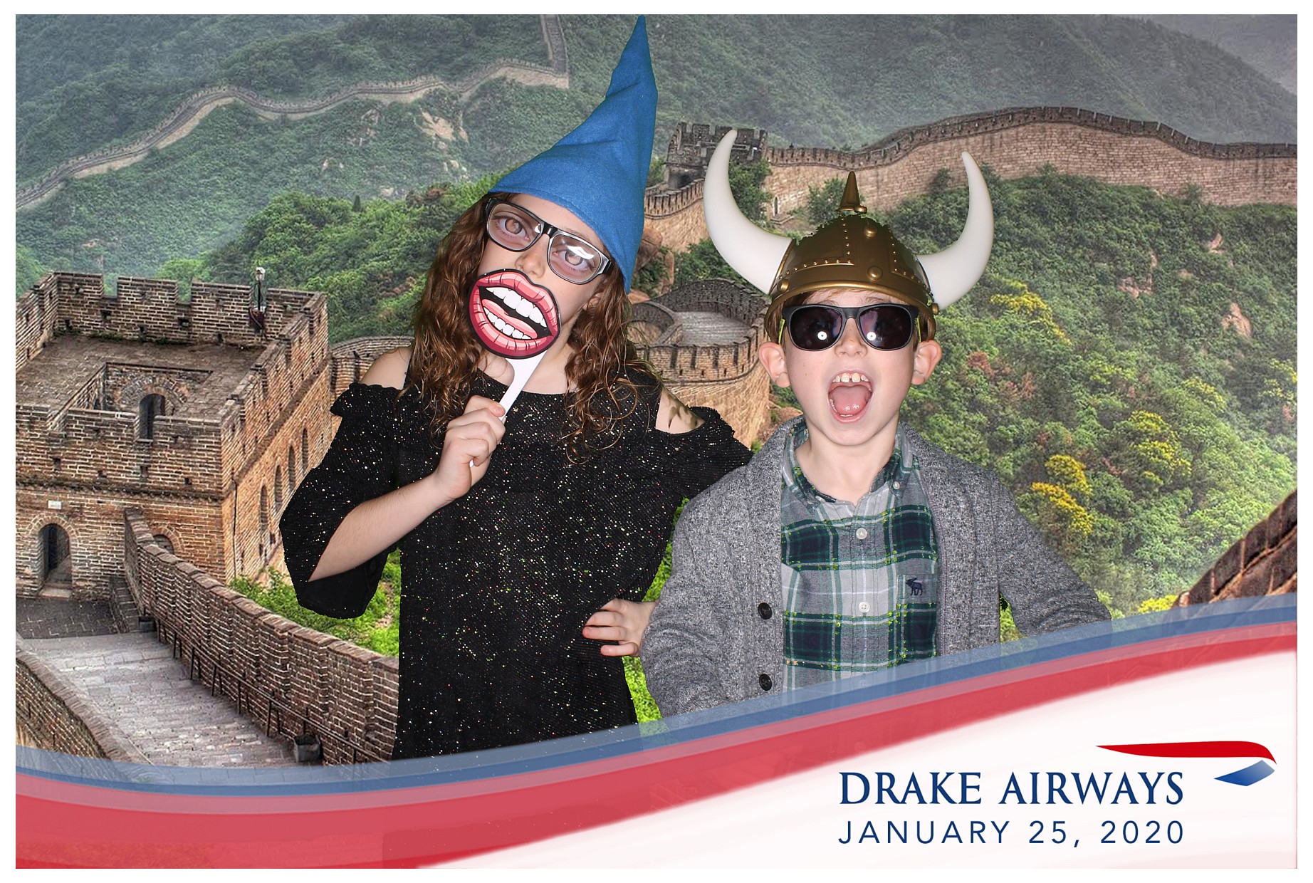 Drake Airways | View more photos from the event at gallery.photoboothcincy.com/u/PhotoBoothCincy/Drake-Airways